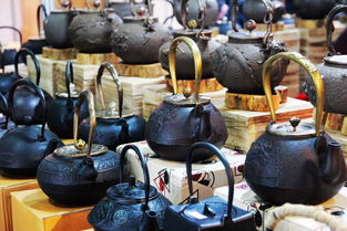 2013中國(guó)洛陽(yáng)工藝美術(shù)品及旅游商品博覽會(huì)啟幕，開(kāi)啟藝術(shù)與收藏盛宴
